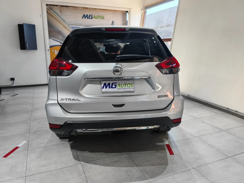 imagen 0 de vehiculo con id 2221